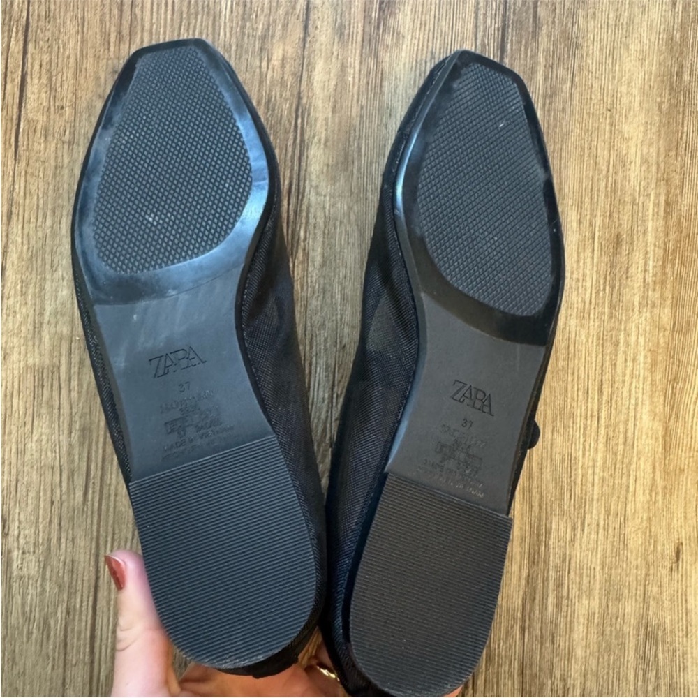Zara Black Sheer Flats with Buckle - Picture 3 of 3